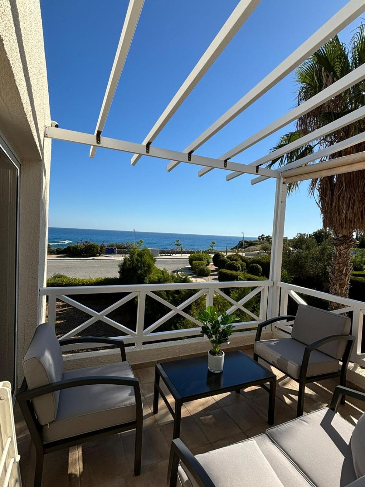 Horizon Bliss At Coral Bay Pegeia Exterior foto